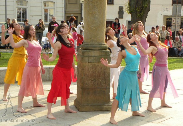 27-I Z Dance studio Ivety Zahradnikove.jpg
